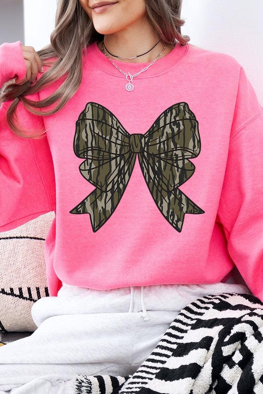 Camo Bow Graphic Plus Fleece Sweatshirts